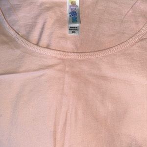 Lularoe classic tee
